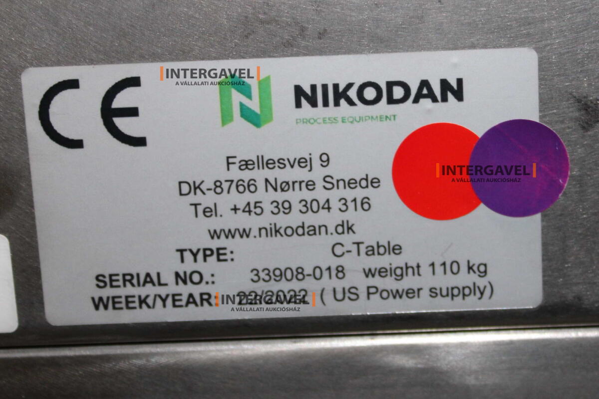 Alkatrész tároló, szerelő asztal 2