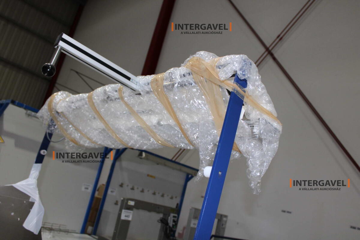 Alkatrész tároló, szerelő asztal 13