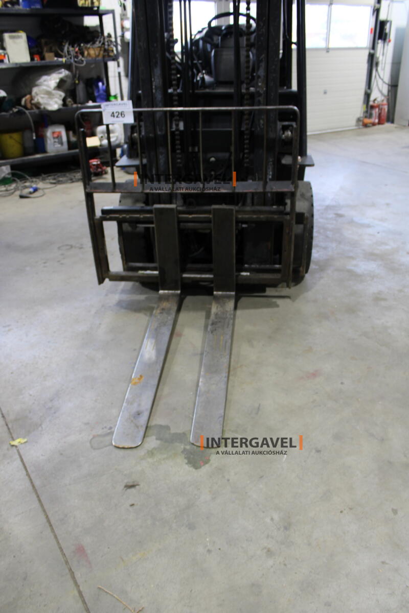 Homlokvillás targonca (gázos) 6