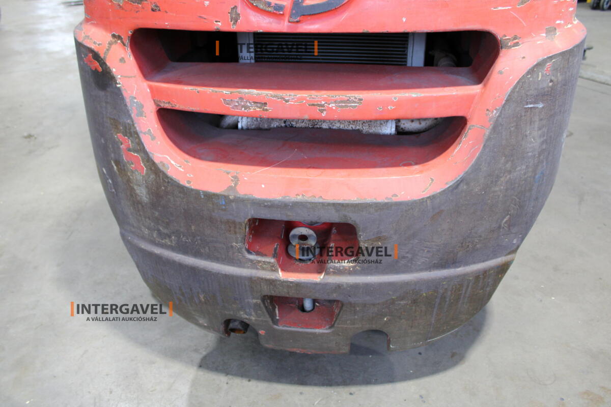 Homlokvillás targonca (gázos) 20