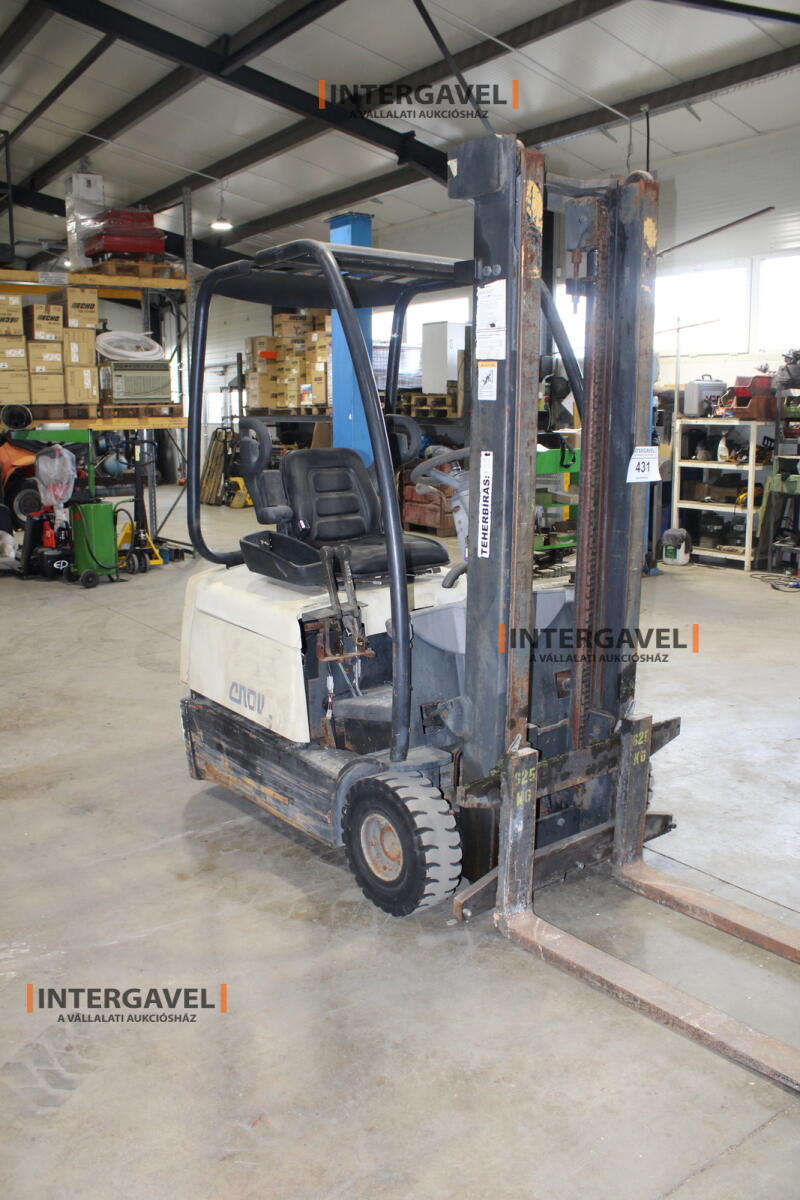 Homlokvillás targonca 3