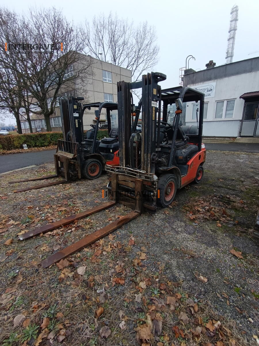 Homlokvillás targonca (gázos) 3