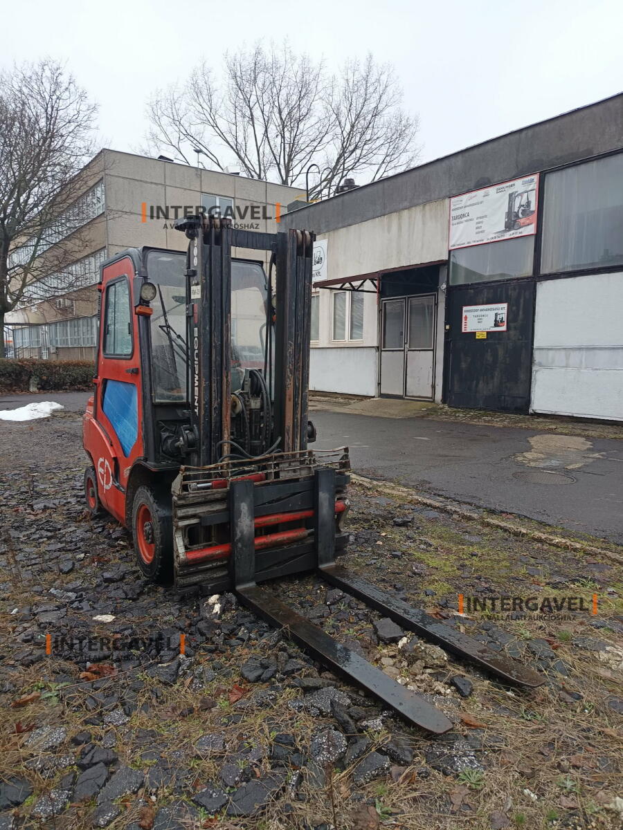 Homlokvillás targonca (gázos) 3