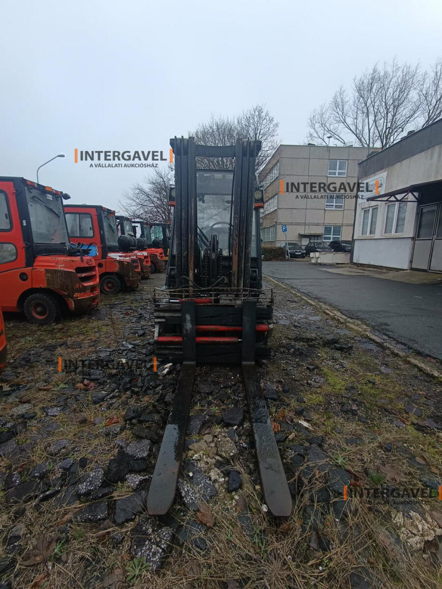 Homlokvillás targonca (gázos) 4