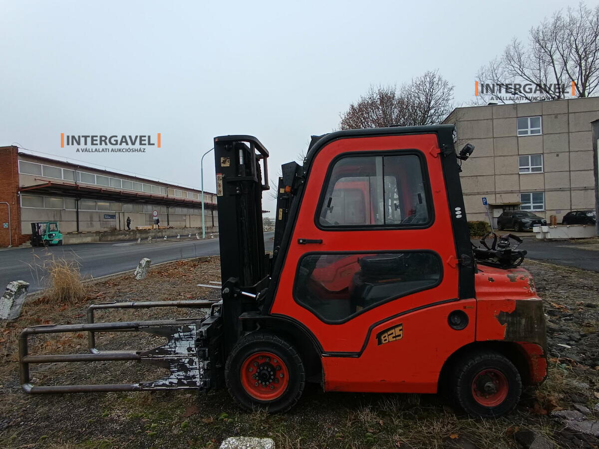 Homlokvillás targonca (gázos) 5