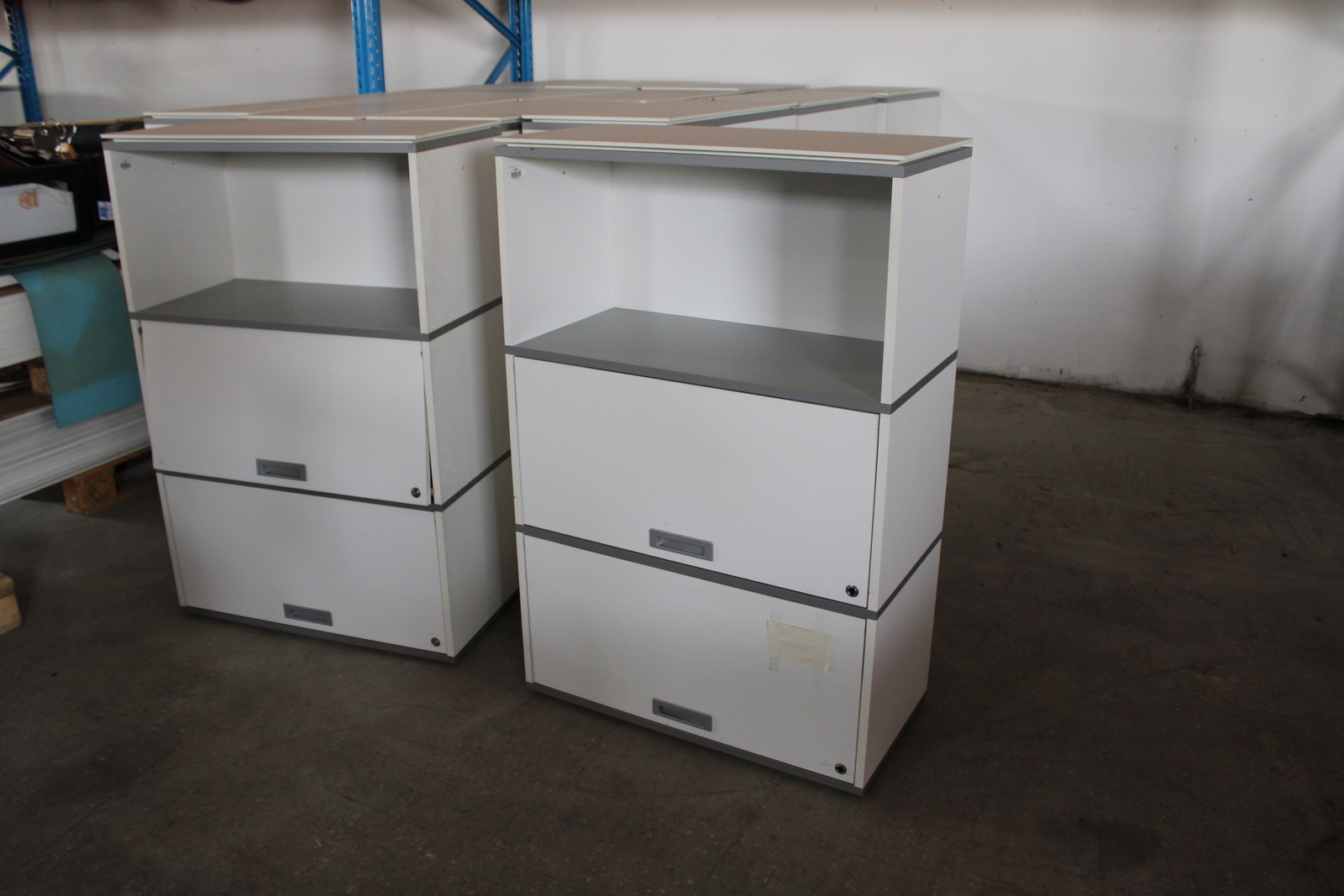 Irattartó szekrény