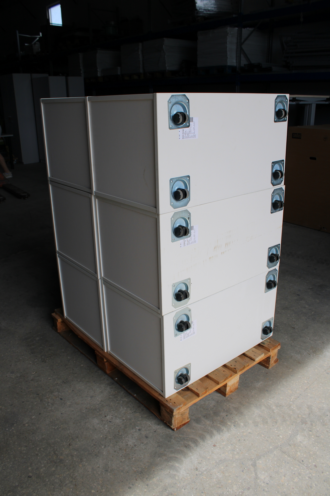 Konténer (számzáras) 4