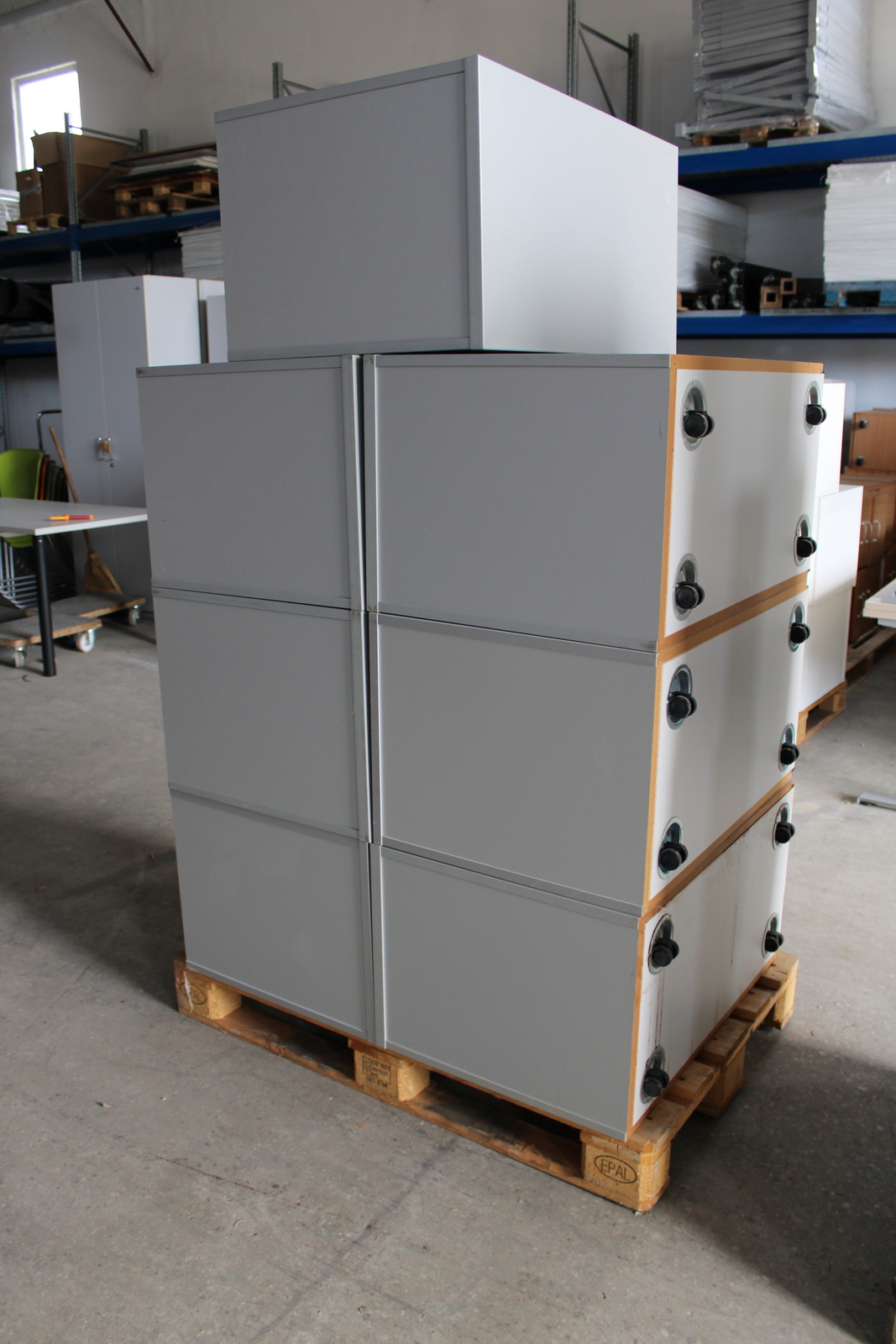 Konténer (Neudörfler) 6