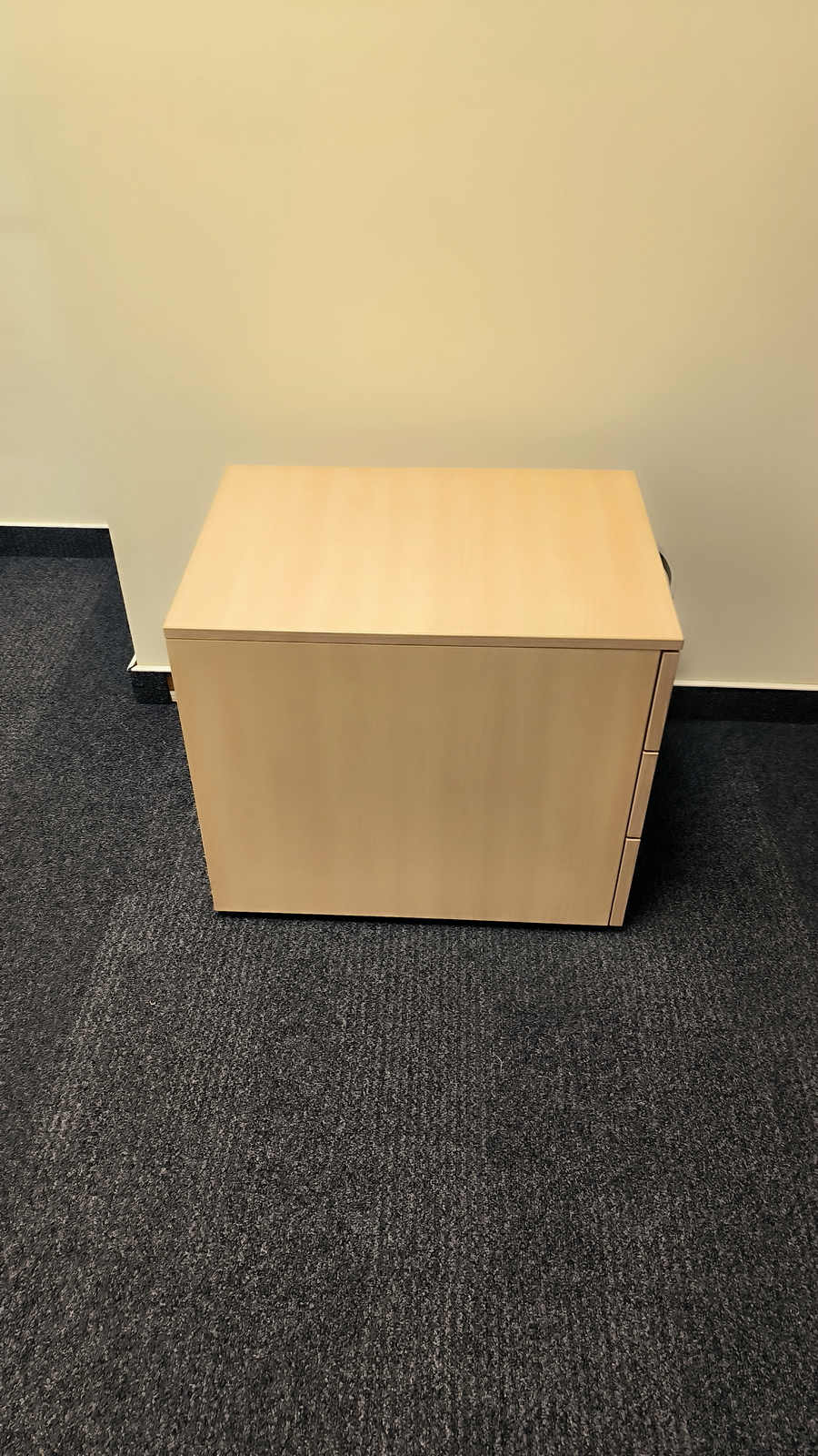 Konténer (juhar-3 fiókos) 4