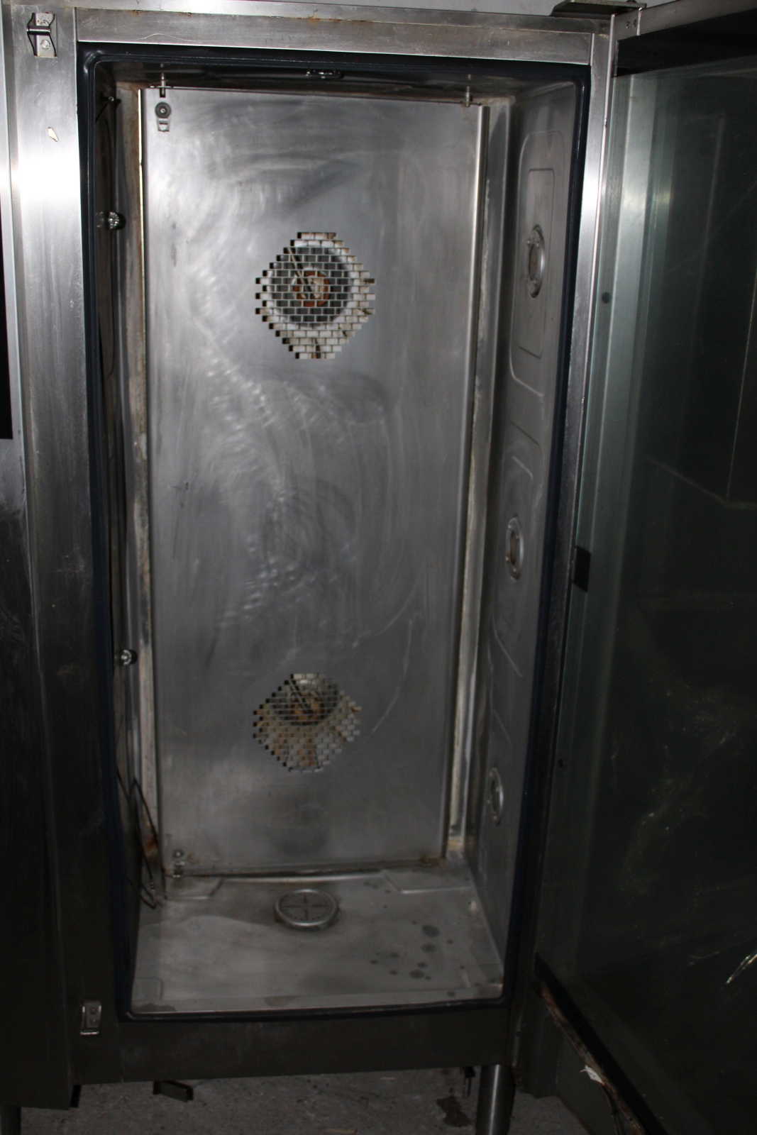 Kombipároló kemence 3