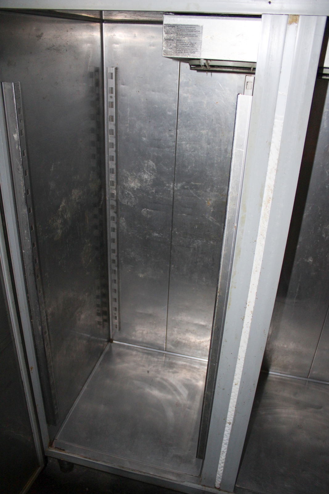 2 ajtós hűtőszekrény 3