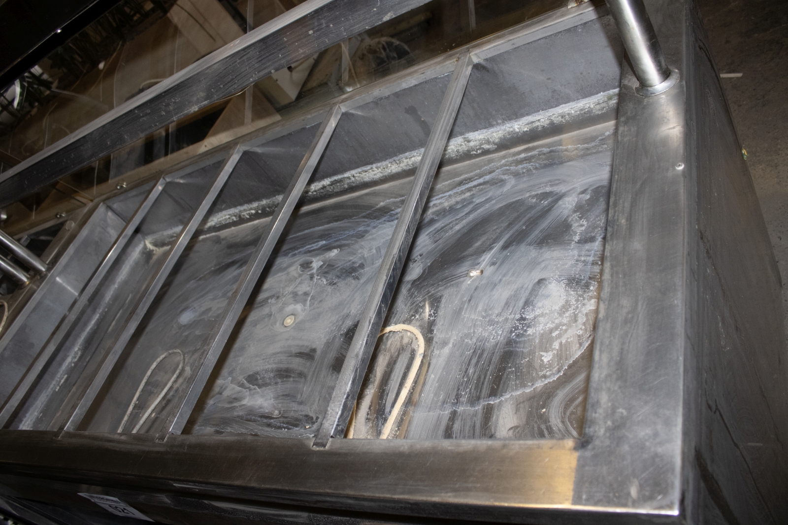 Melegentartó pult 4