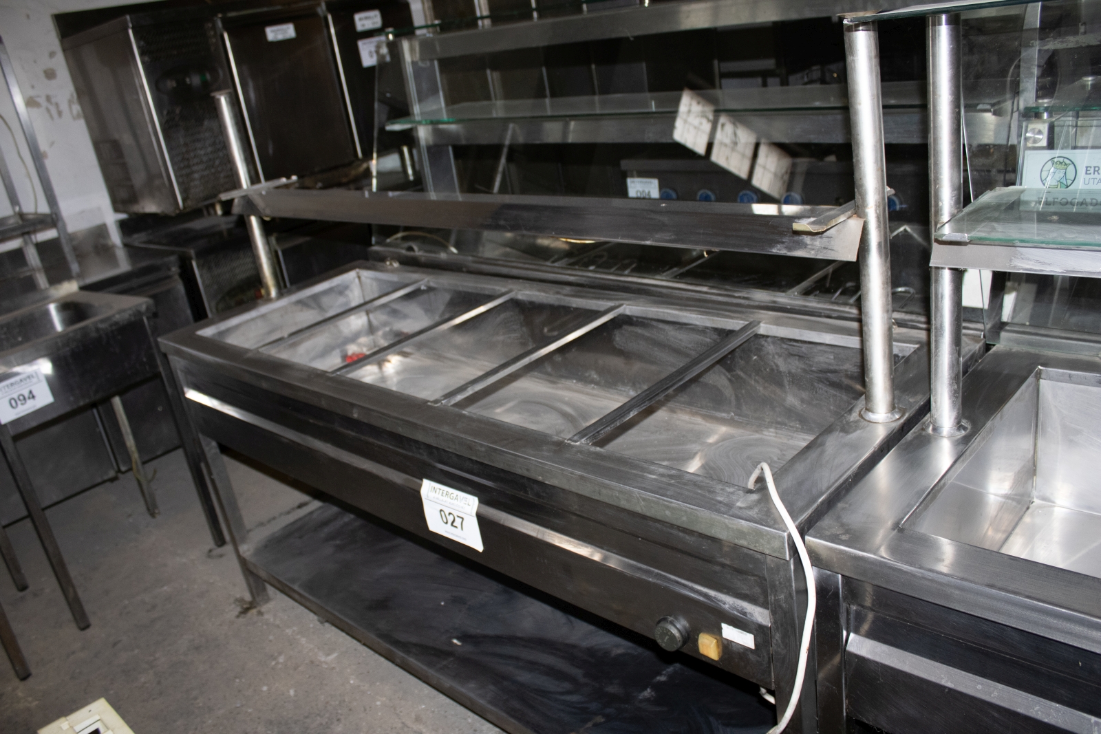 Melegentartó pult 2