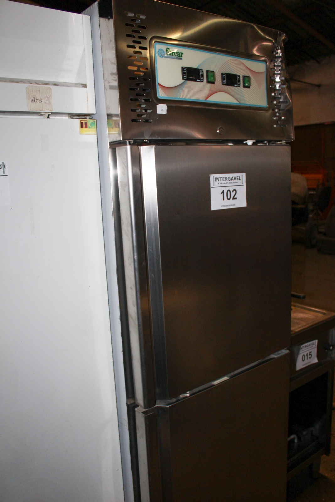 Hűtőszekrény sérült 2