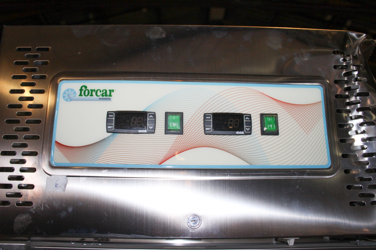 Hűtőszekrény sérült 3