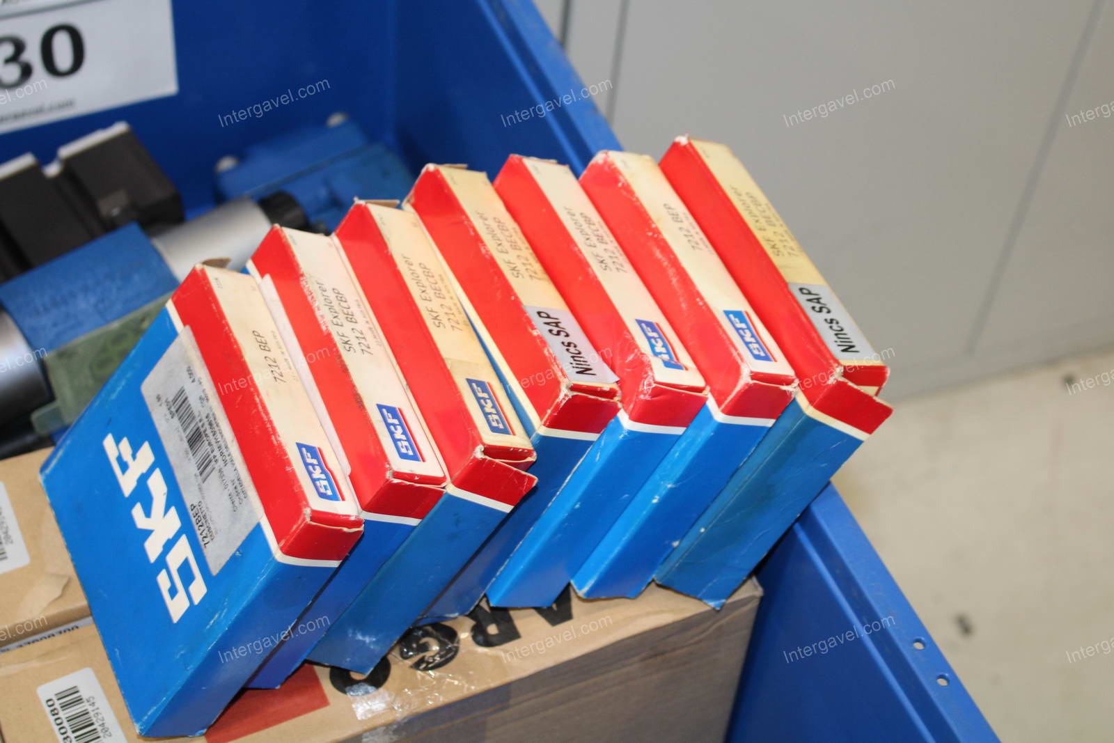 Vegyes alkatrészek 18