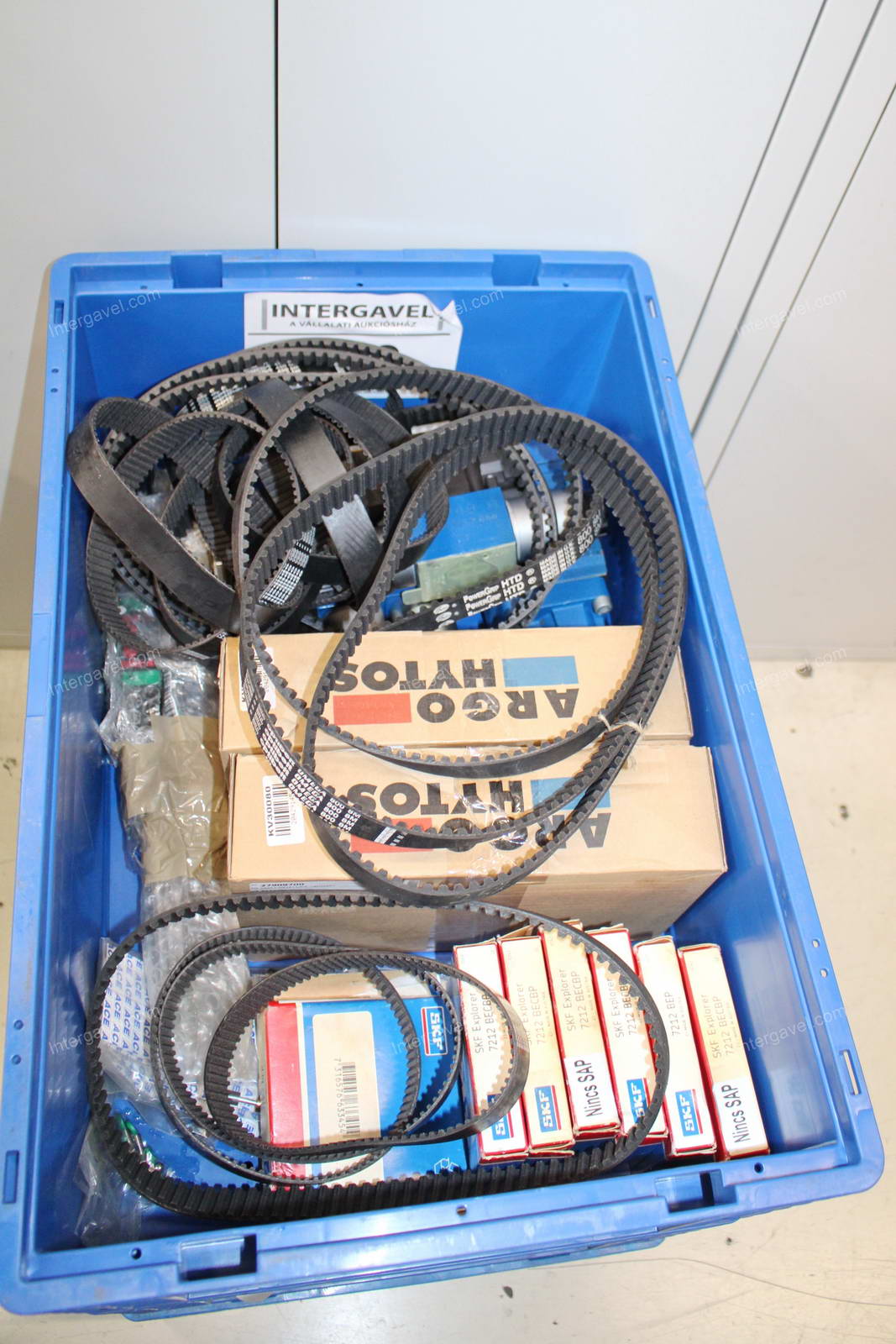 Vegyes alkatrészek 25