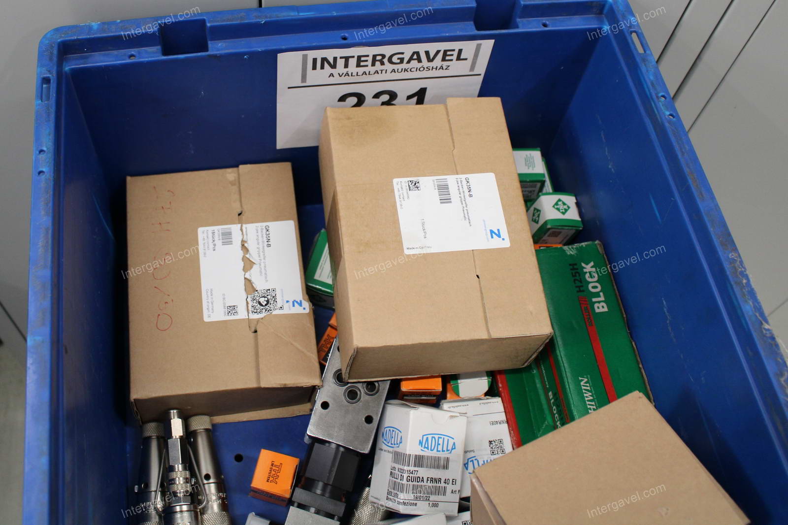 Vegyes alkatrészek 3