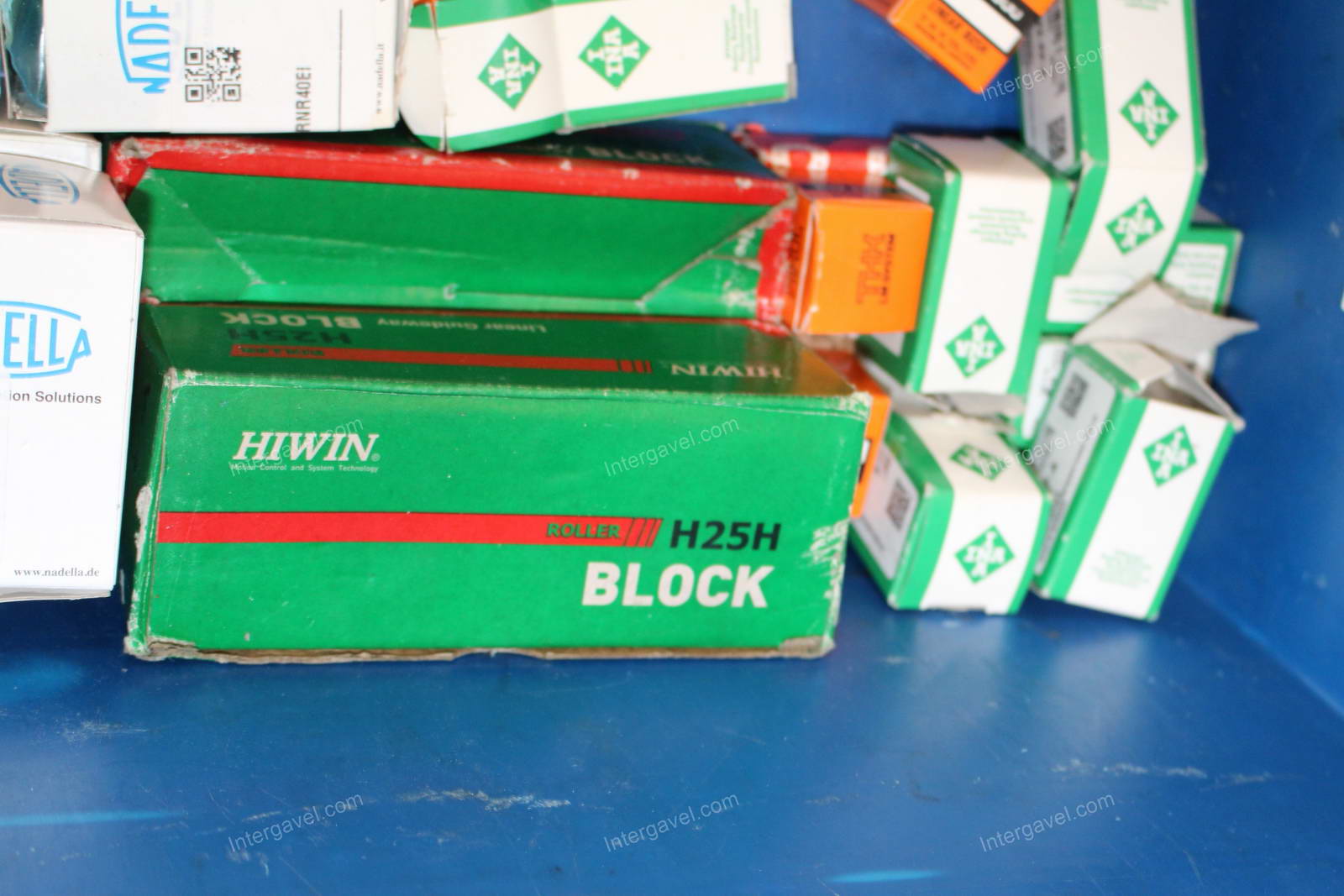 Vegyes alkatrészek 16