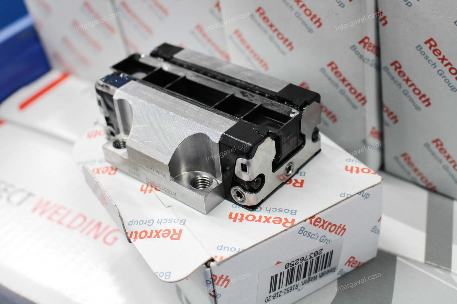 Vegyes alkatrészek 12