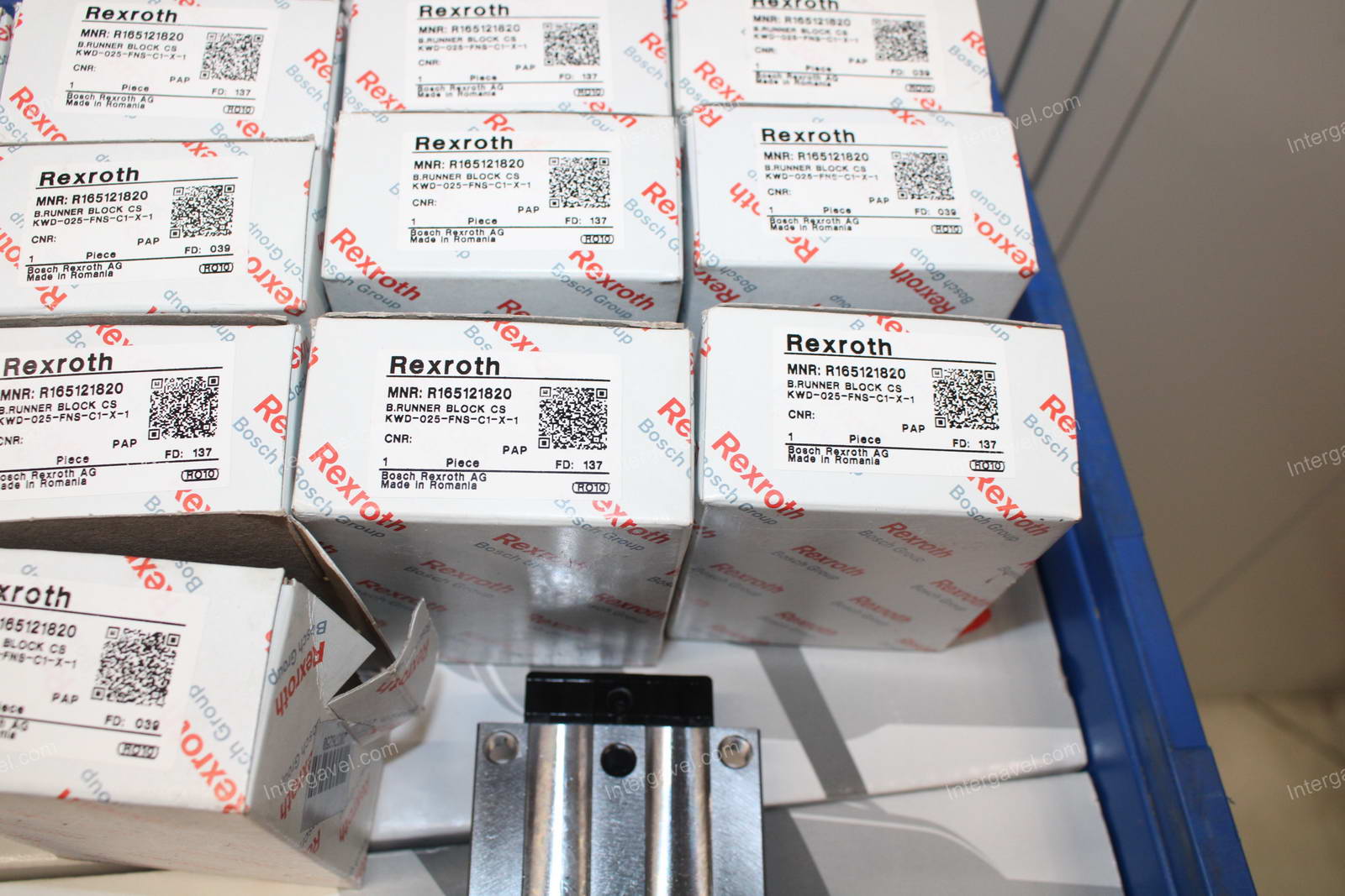 Vegyes alkatrészek 18