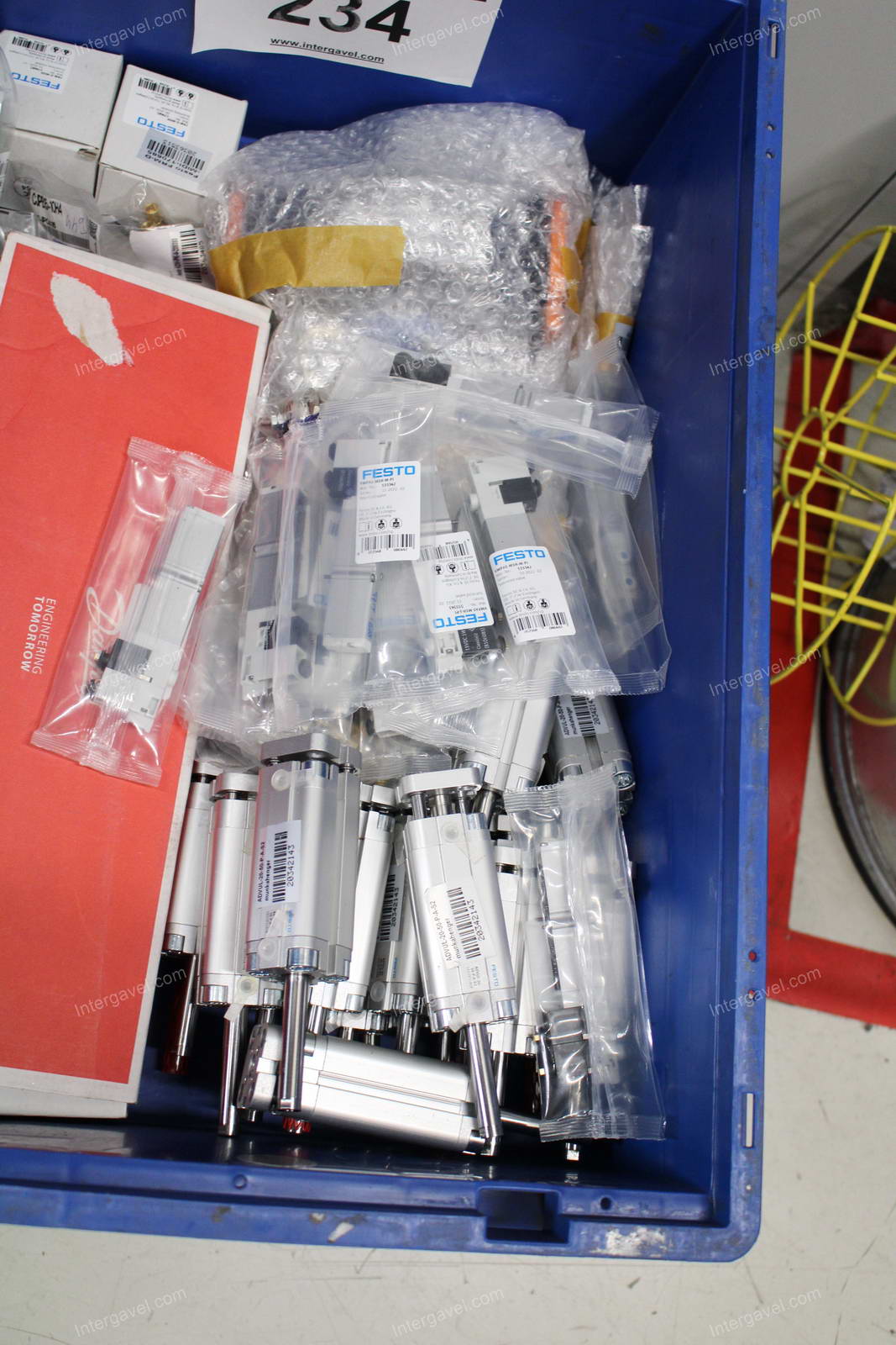 Vegyes alkatrészek 10