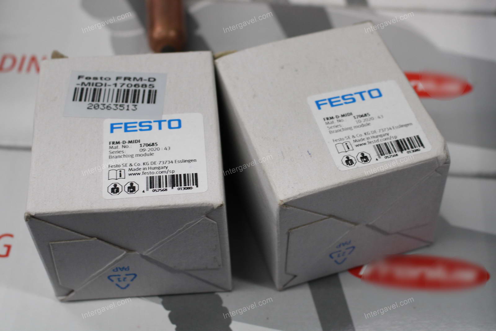 Vegyes alkatrészek 16