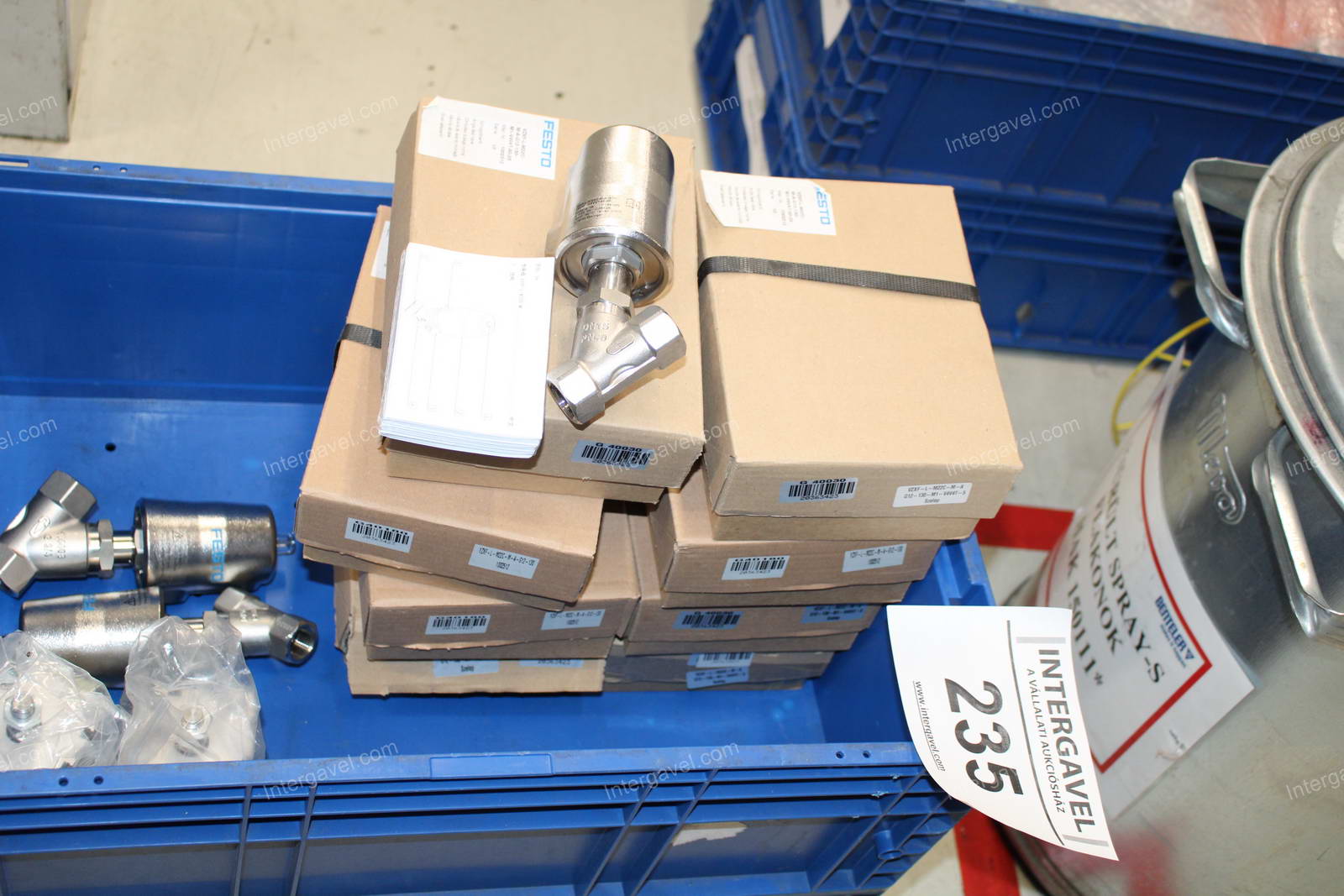 Vegyes alkatrészek 2