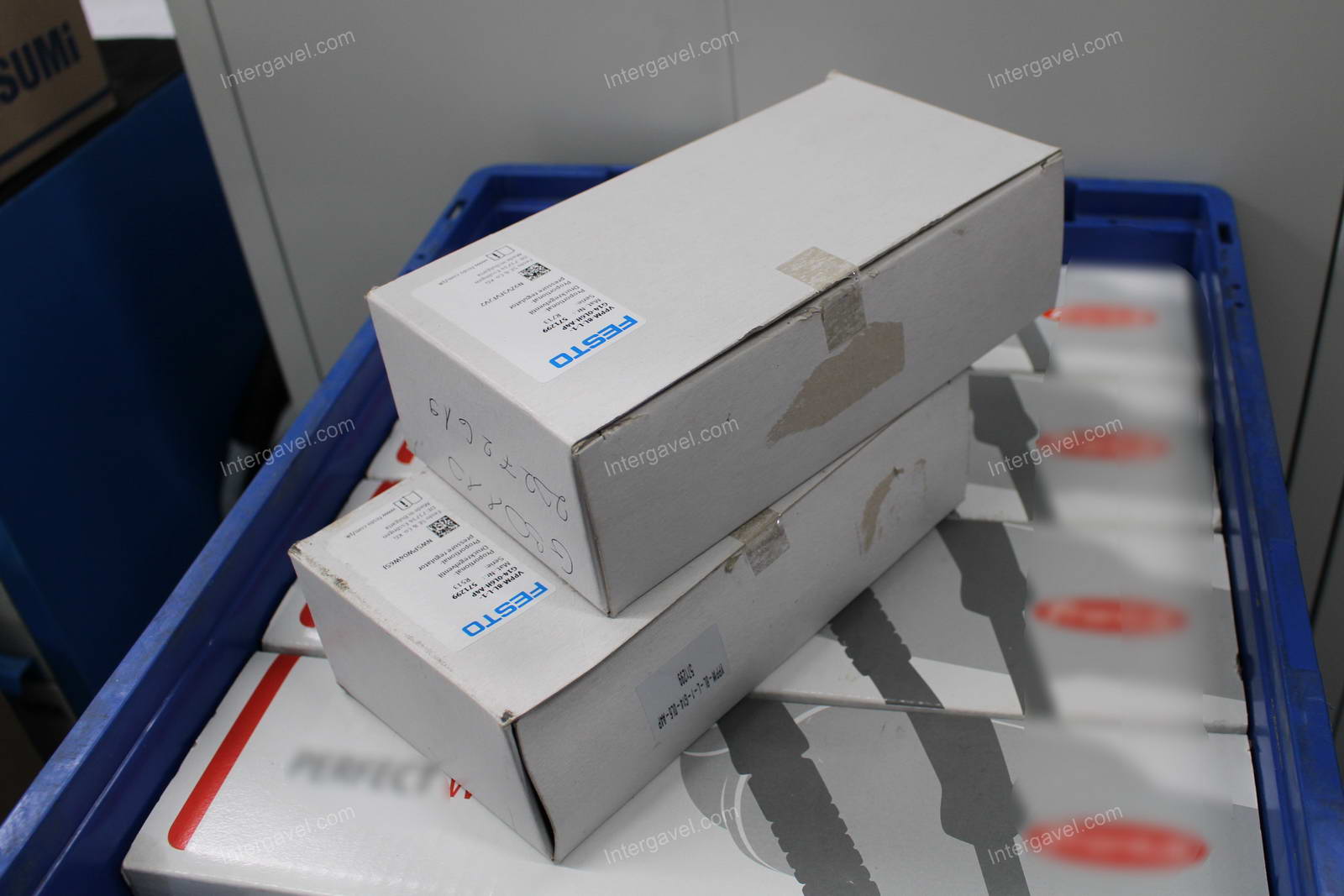 Vegyes alkatrészek 10