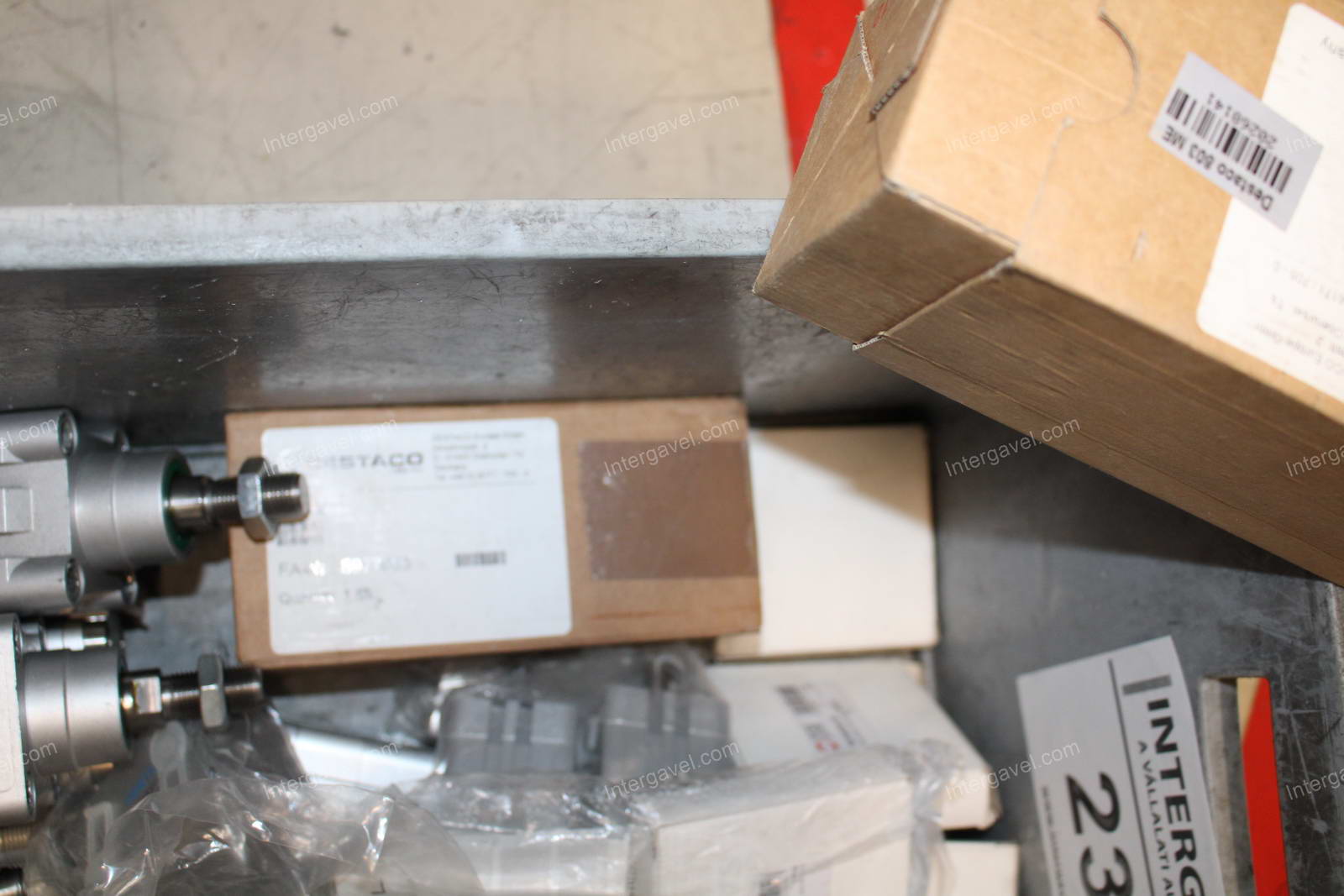 Vegyes alkatrészek 13