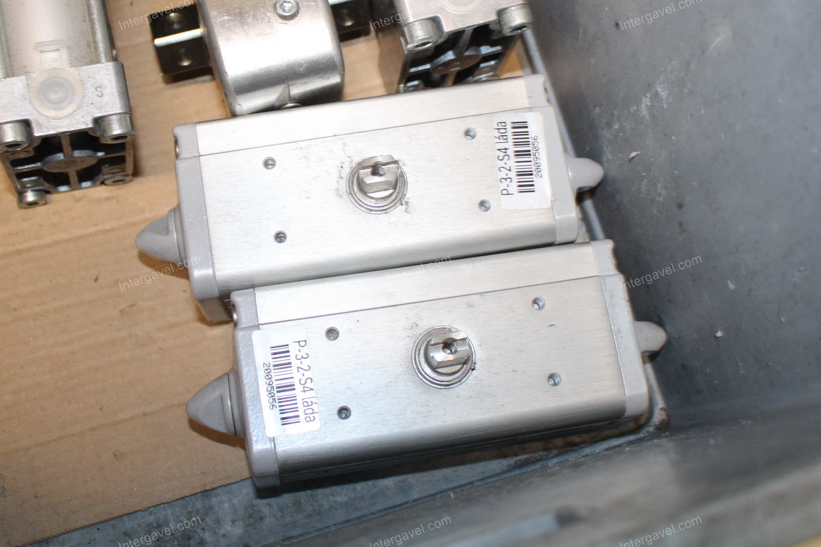 Vegyes alkatrészek 12