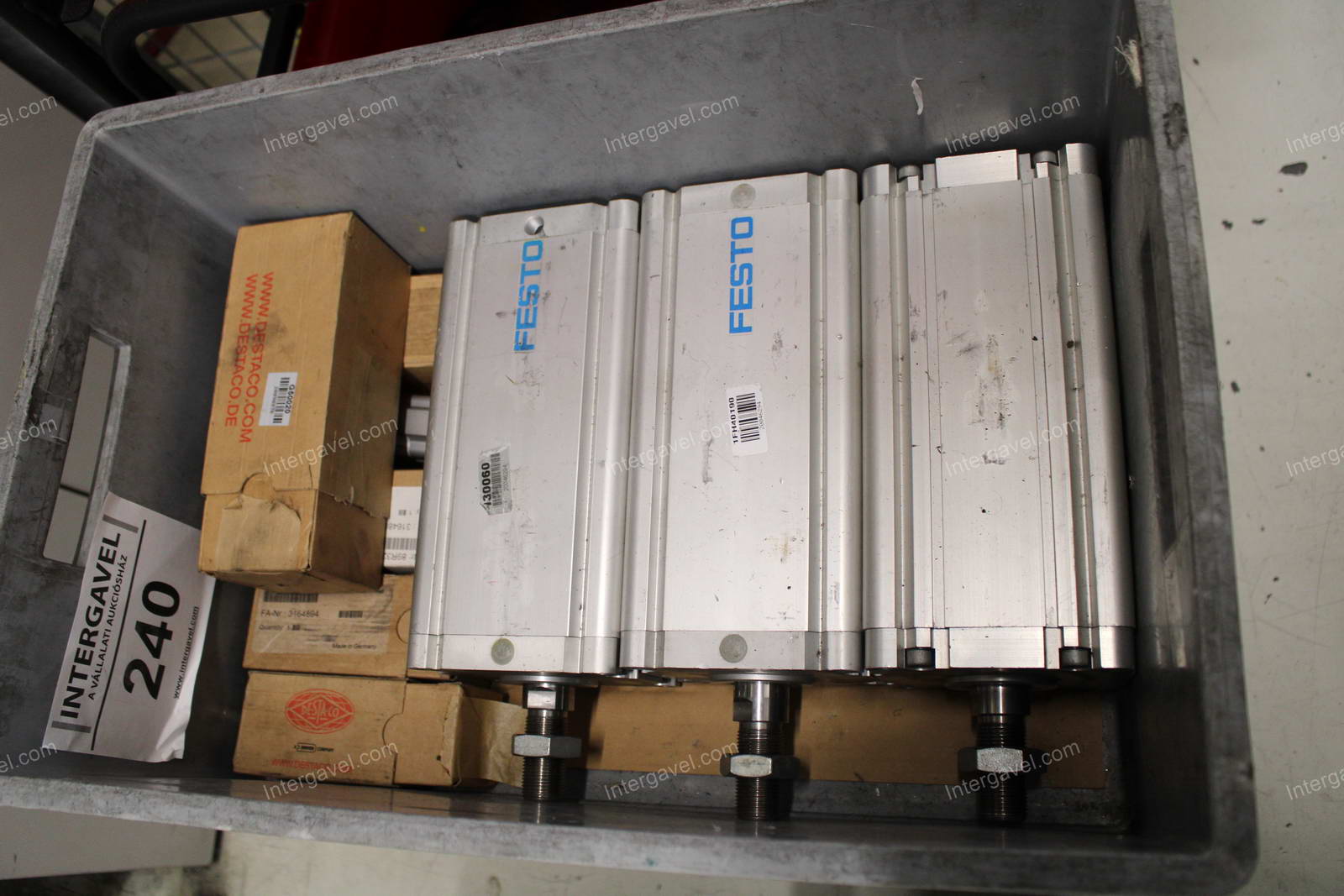 Vegyes alkatrészek 5