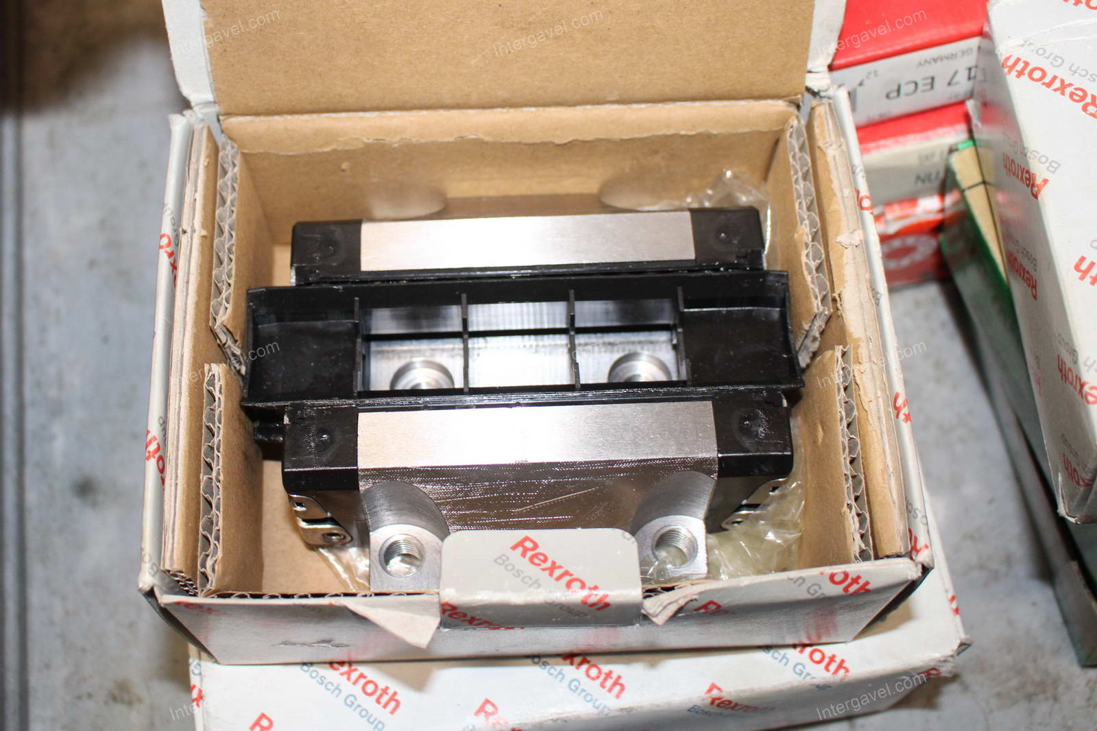 Vegyes alkatrészek 9