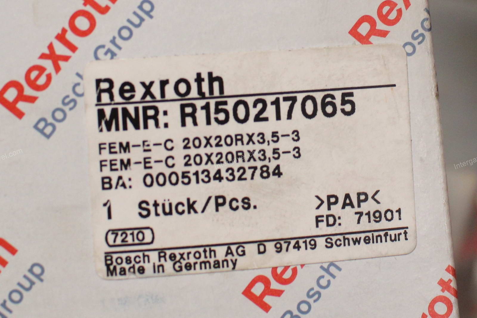 Vegyes alkatrészek 16