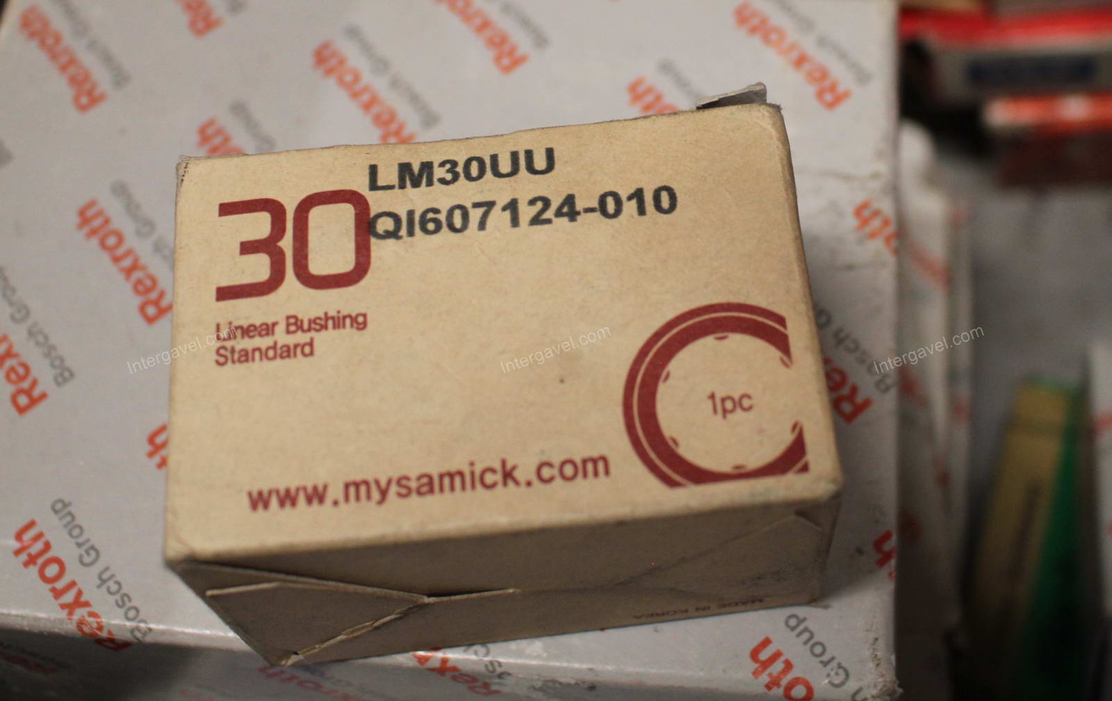 Vegyes alkatrészek 18