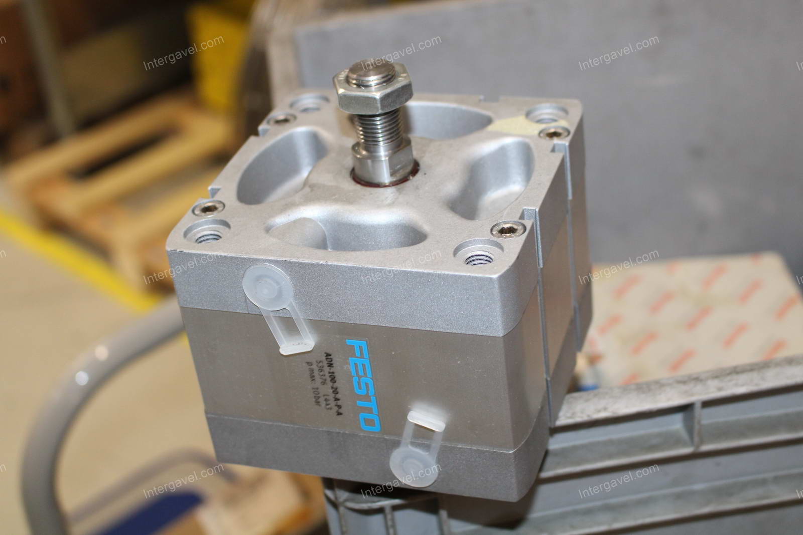 Vegyes alkatrészek 9