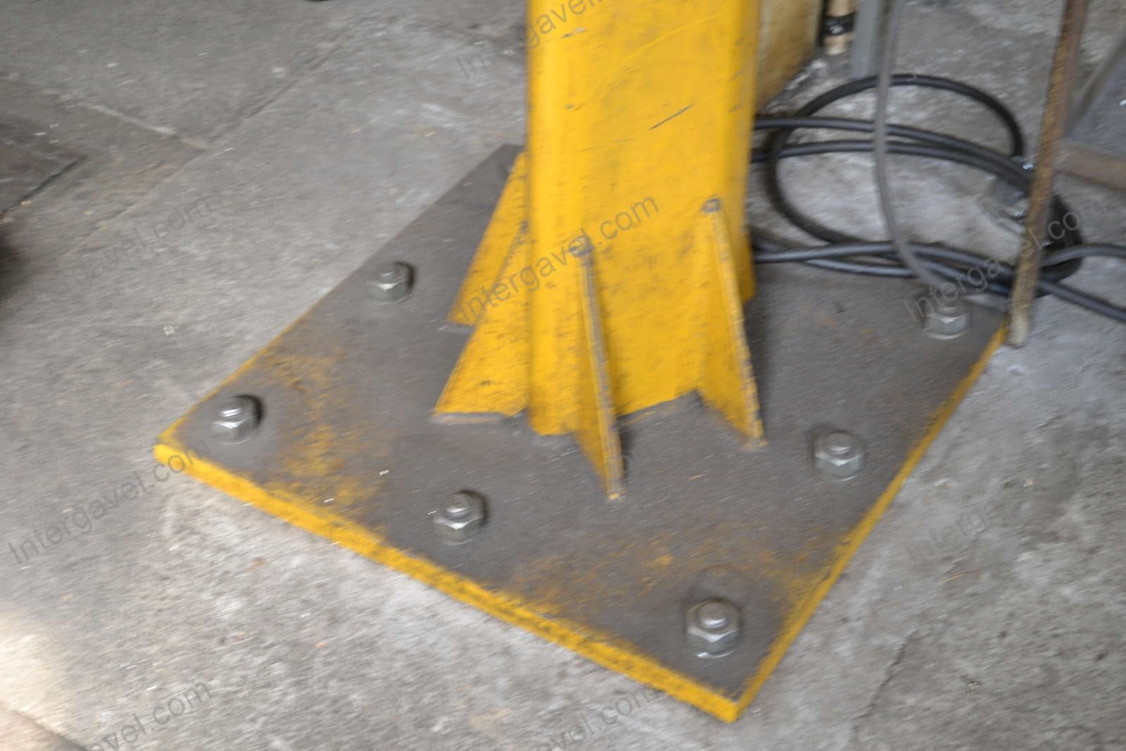 Oszlopos forgó daru 5