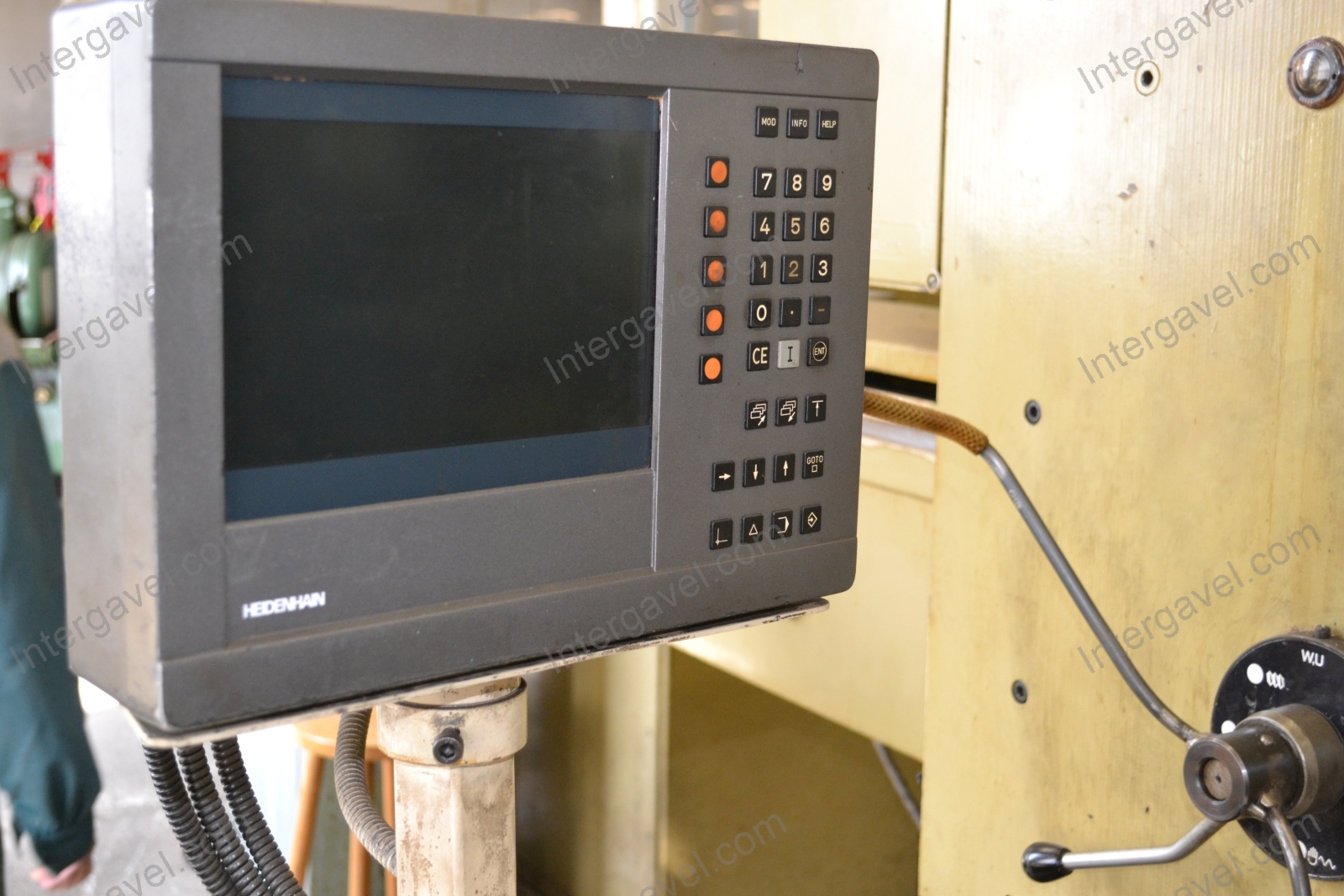 Horizontális maró 9