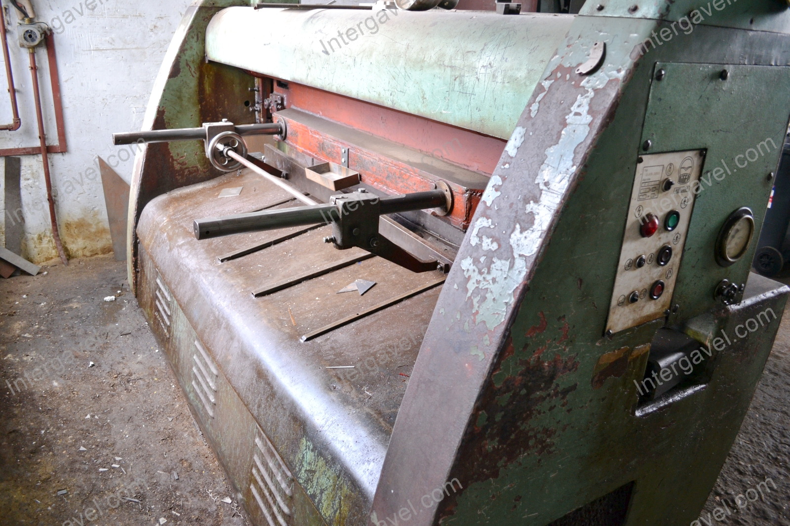 Hidraulikus lemezolló 4