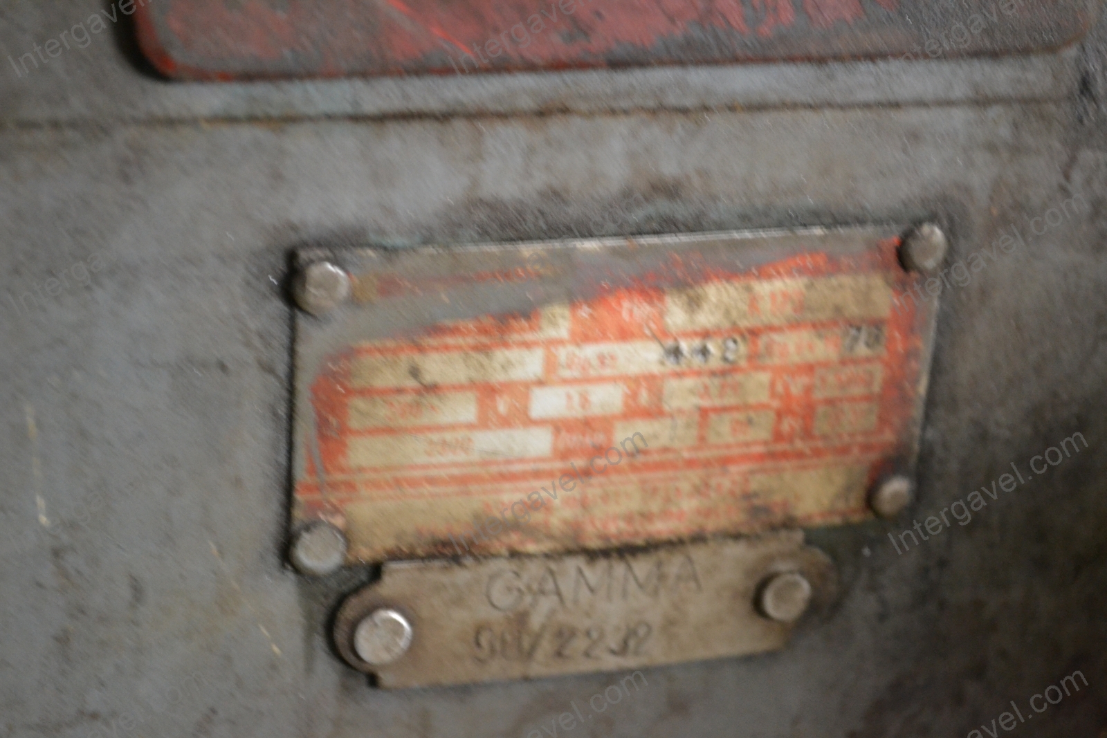 Oszlopos köszörű 3