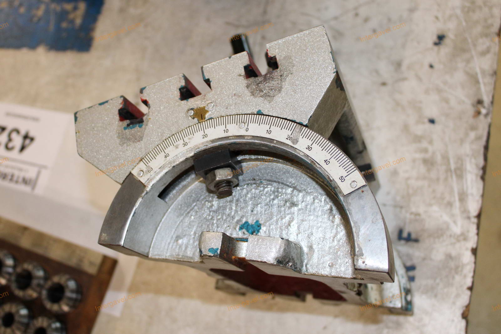 Billenthető asztal (színus asztal) 6