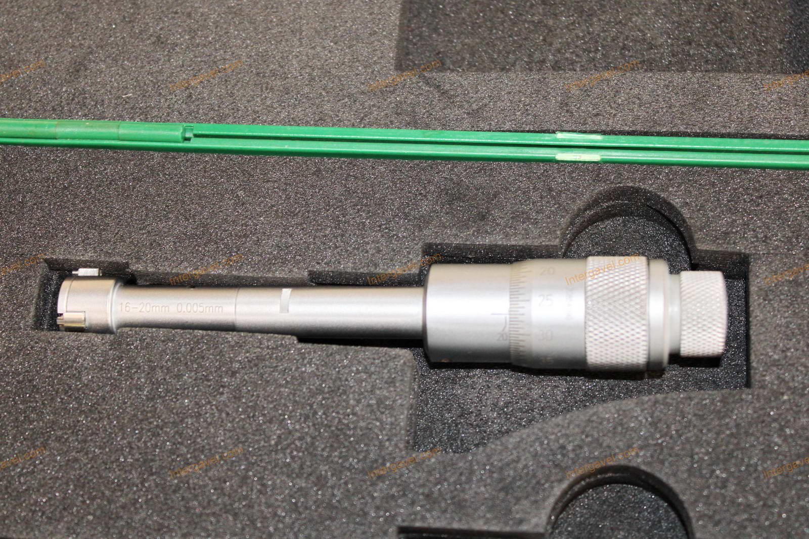 Furat mikrométerek 16