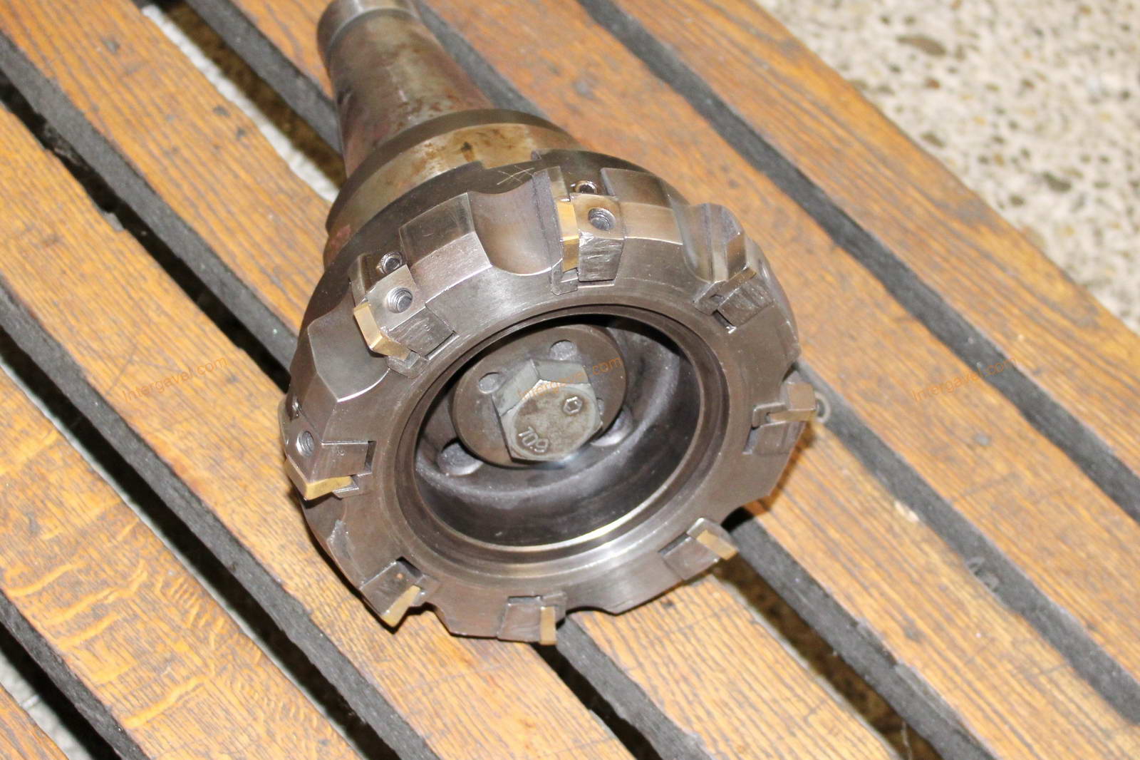 Vegyes szerszámok és szerszámos szekrények 6