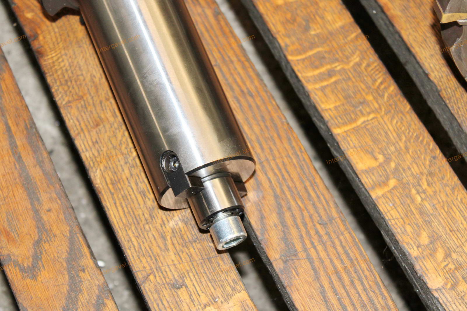 Vegyes szerszámok és szerszámos szekrények 13