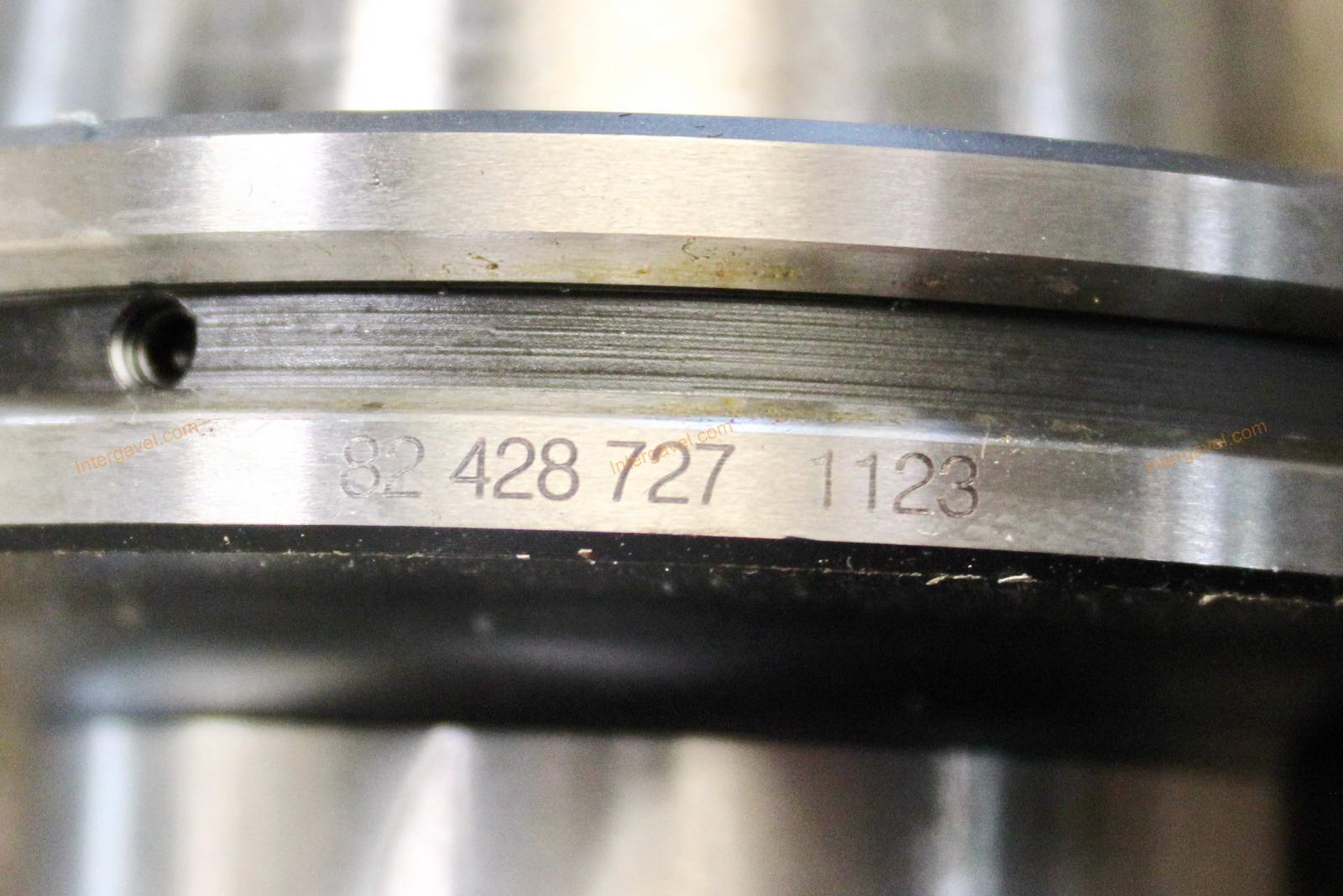 Vegyes szerszámok és szerszámos szekrények 31