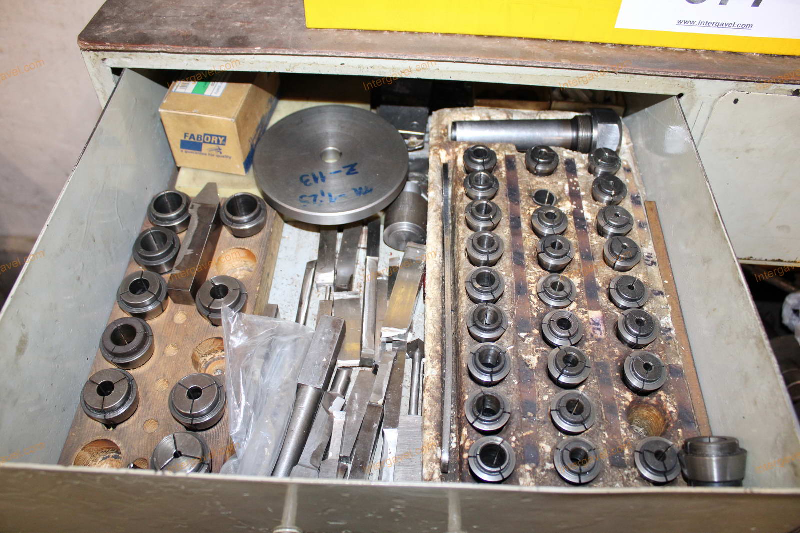 Vegyes szerszámok és szerszámos szekrények 3