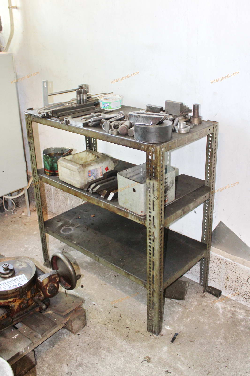 Tároló polc és vegyes alkatrészek 7