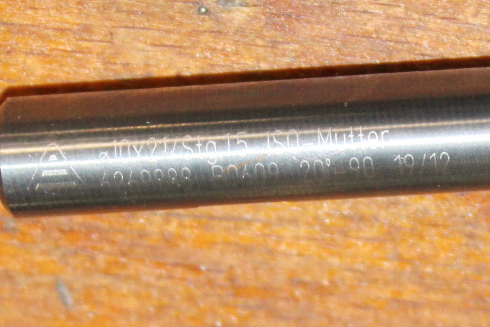 Szerszámos szekrény és szerszámok 26