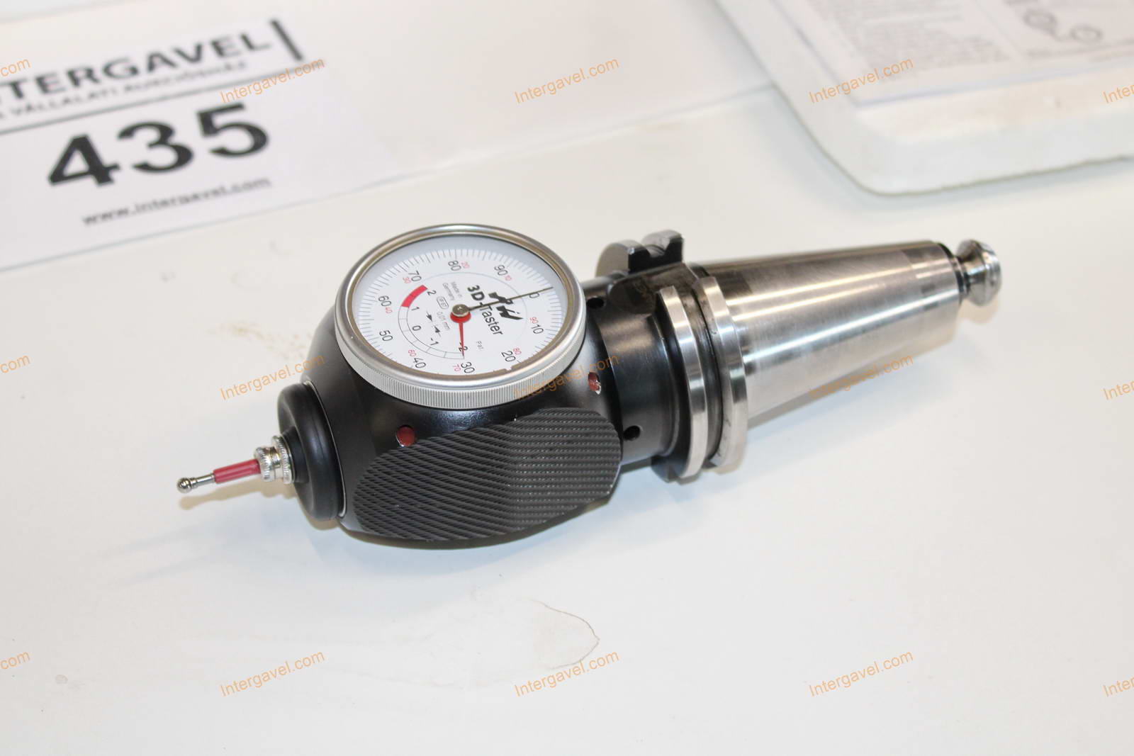 Univerzális tapintó