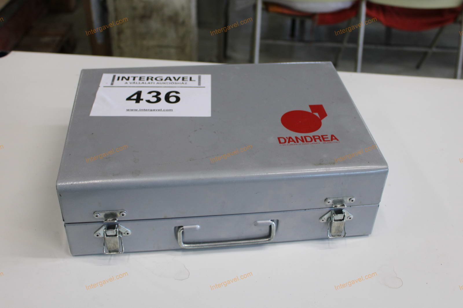 Vegyes szerszámtartók, szerszámok 2